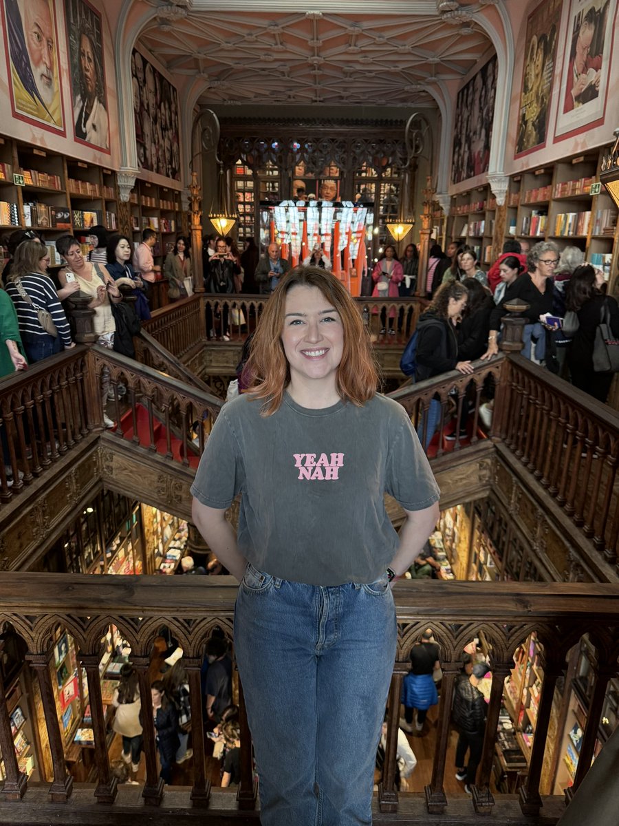 Sarah Young tweet media