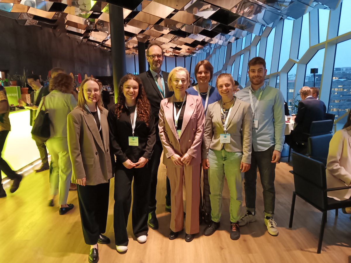 UiT Norges arktiske universitet (@uitnorgesarktis) on Twitter photo Today the <a href="/UiTNorgesarktis/">UiT Norges arktiske universitet</a> delegation had a good start at the conference <a href="/_Arctic_Circle/">Arctic Circle</a> by having breakfast together with Norway’s ambassador to Iceland <a href="/ceciliewil/">Cecilie Willoch</a> <a href="/JanGuWinther/">Jan-Gunnar Winther</a> <a href="/NorwayinIceland/">NorwayinIceland</a> #ArcticCircle2024 Today the <a href="/UiTNorgesarktis/">UiT Norges arktiske universitet</a> delegation had a good start at the conference <a href="/_Arctic_Circle/">Arctic Circle</a> by having breakfast together with Norway’s ambassador to Iceland <a href="/ceciliewil/">Cecilie Willoch</a> <a href="/JanGuWinther/">Jan-Gunnar Winther</a> <a href="/NorwayinIceland/">NorwayinIceland</a> #ArcticCircle2024