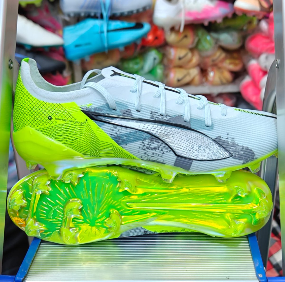 RevoltUg's tweet photo. Soccer cleats re-stocked at ours . 
Fair plays >>> 130k - 150k
Studs>>>>>> 150k - 170k

#RevoltAt3 https://t.co/XcpWYRJqXX