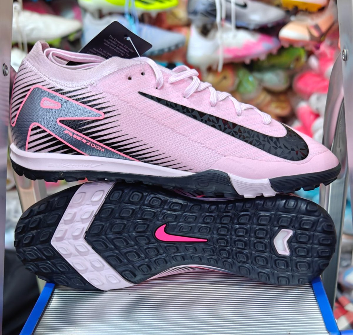 RevoltUg's tweet photo. Soccer cleats re-stocked at ours . 
Fair plays >>> 130k - 150k
Studs>>>>>> 150k - 170k

#RevoltAt3 https://t.co/XcpWYRJqXX