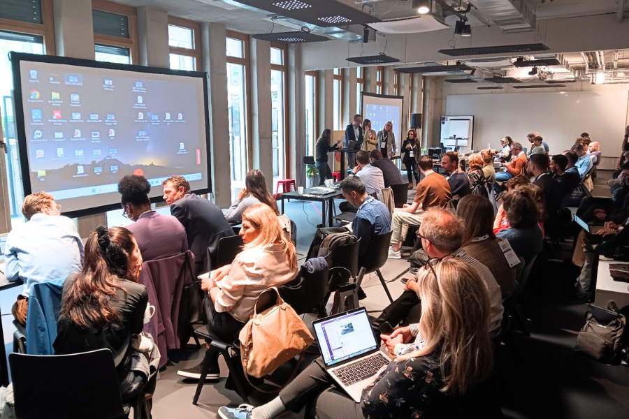 CITYlogin España tweet media