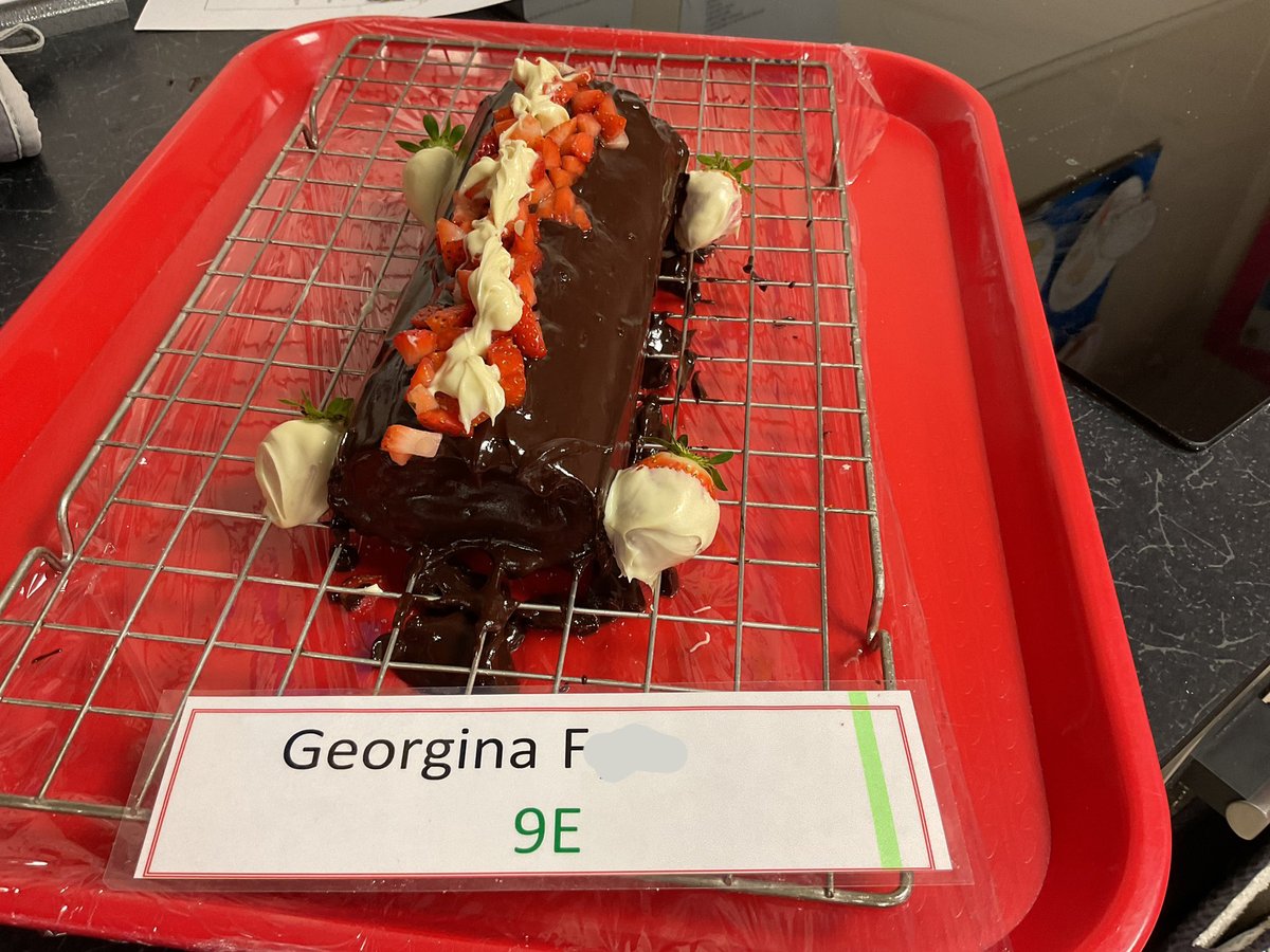 PipersSenior's tweet image. #PipersYear9 developing their practical skills #PipersInspire