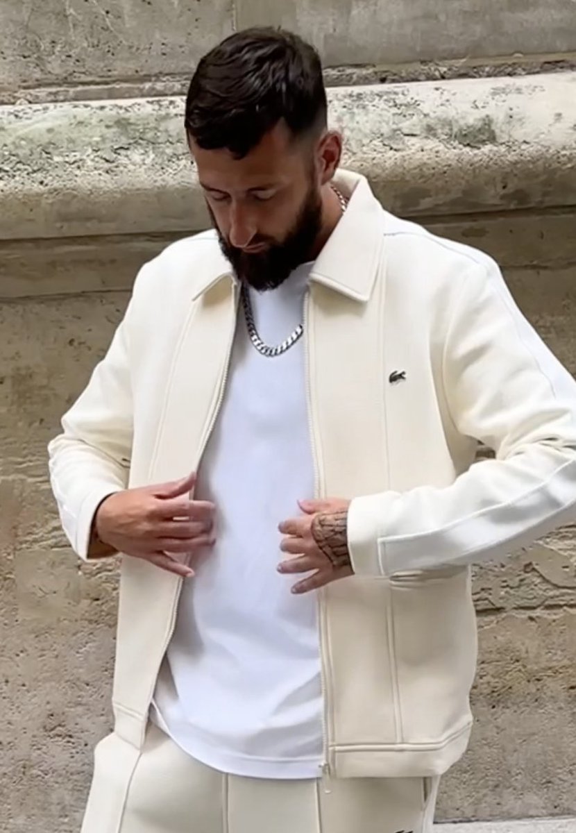 LONGUE VIE À TOUS MENNÉS ❤️ tweet media