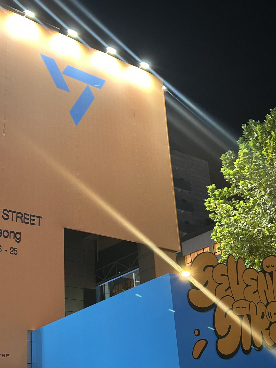 0_oboo's tweet photo. #SEVENTEEN #세븐틴 #세븐틴스트리트 #SVTstreet #SPILL_THE_FEELS_HERE 
#모구모구 #어노브 #MOGUMOGU #UNOVE 

@MOGUMOGU_KRsite
@unove_official https://t.co/yAeiUuQY5T