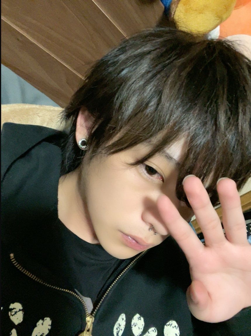 y45k__'s tweet photo. tiktok誤爆してしまった
しゃーないから見てサブ垢 https://t.co/d4WGrrB3jB