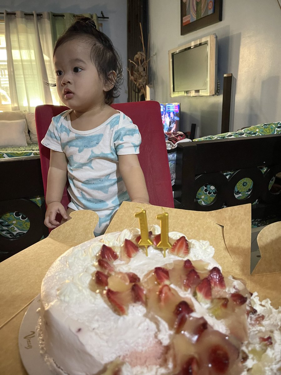 katyaow's tweet photo. Happy 11 months my sweet potato😘 https://t.co/4pxm8D1CVS