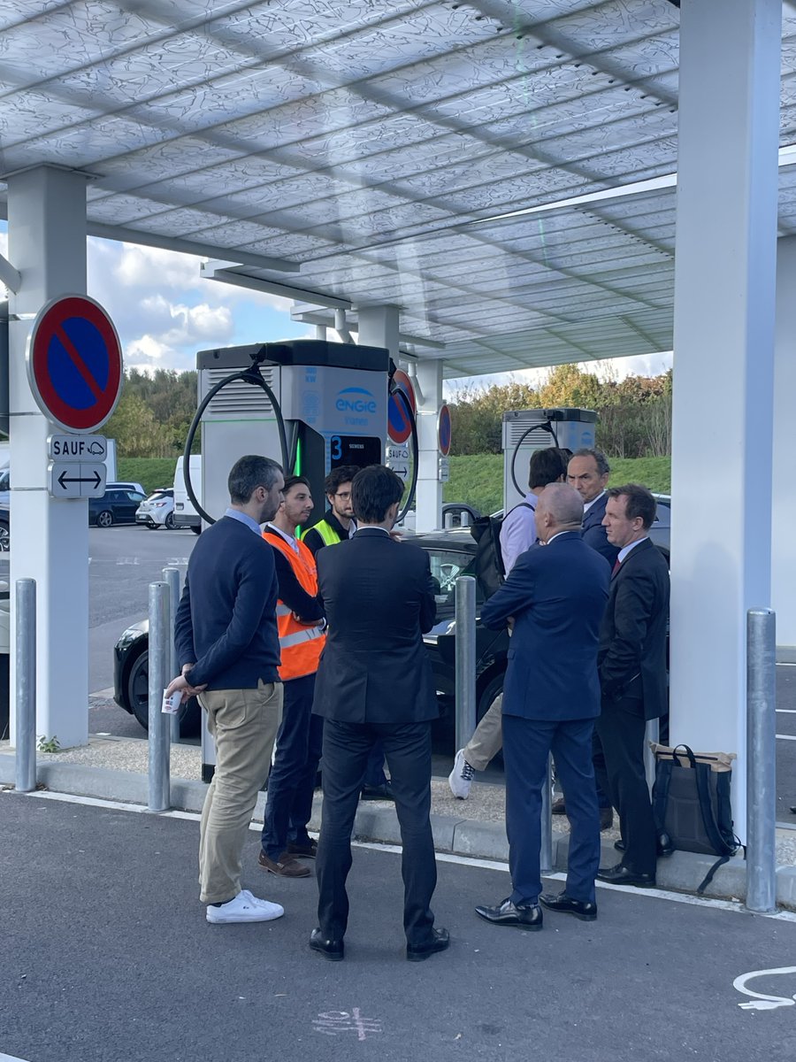Avere-France ⚡️ tweet media