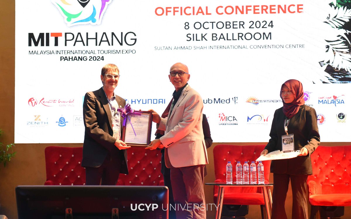 michanzl's tweet photo. Great time at the Tourism Expo 24 in Kuantan, Malaysia, where I was invited to give a keynote presentation. A very interesting day with wonderful people. I thoroughly enjoyed my time there.
#tourismexpo2024 #UCYP #kuantan #Malaysia #tourism #sustainabletourism https://t.co/yYbDatzTVo