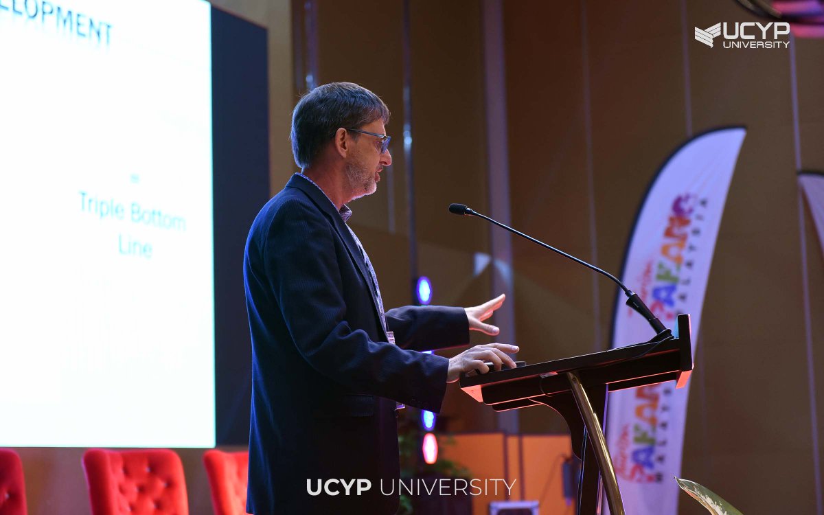 michanzl's tweet photo. Great time at the Tourism Expo 24 in Kuantan, Malaysia, where I was invited to give a keynote presentation. A very interesting day with wonderful people. I thoroughly enjoyed my time there.
#tourismexpo2024 #UCYP #kuantan #Malaysia #tourism #sustainabletourism https://t.co/yYbDatzTVo