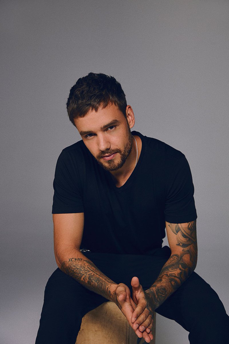 Harry_S_rp_'s tweet photo. Oh man...where do I even start... I really can't believe the news we just got about Liam..it's so sad.. I even don't have words..we all loved Liam so much and now he has been taken from us at 31...Liam will be deeply missed. May his soul rest in peace. #RIPLiamPayne https://t.co/RsvLoL7ji9