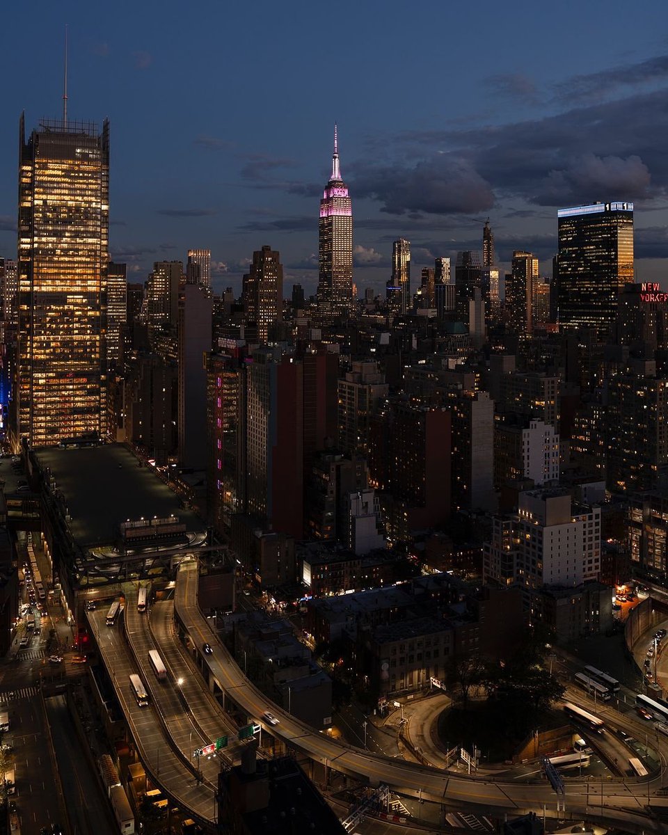 Travel_Earth360's tweet photo. New York https://t.co/EyMysuQe7S