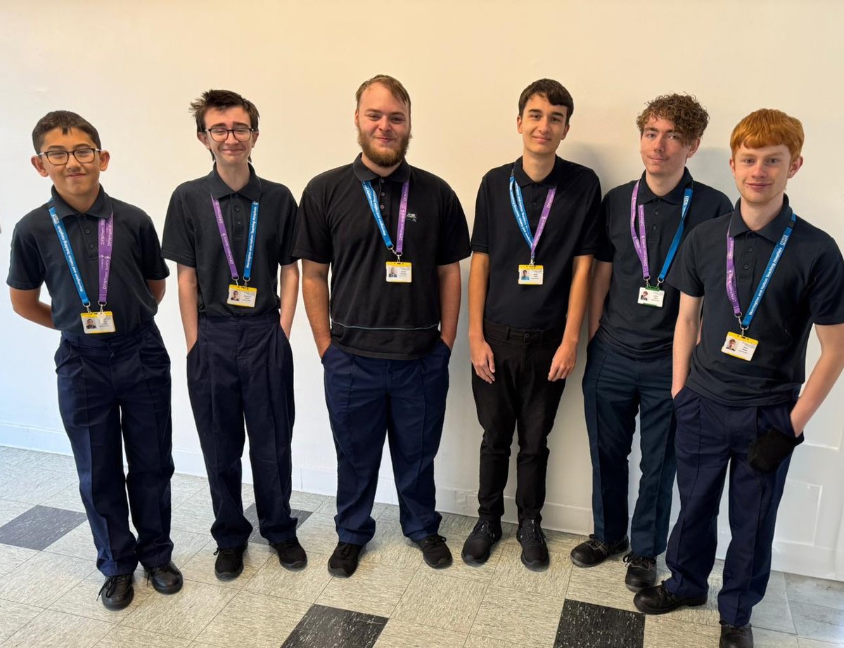 Our Supported Internship students have recently started their placements at Warrington Hospital, and we couldn’t be prouder of them! 🙌✨

Find out more about our Supported Internship courses here: ow.ly/Xflf50TMFf2 🌟

#SupportedInternship #YourCareerCollege