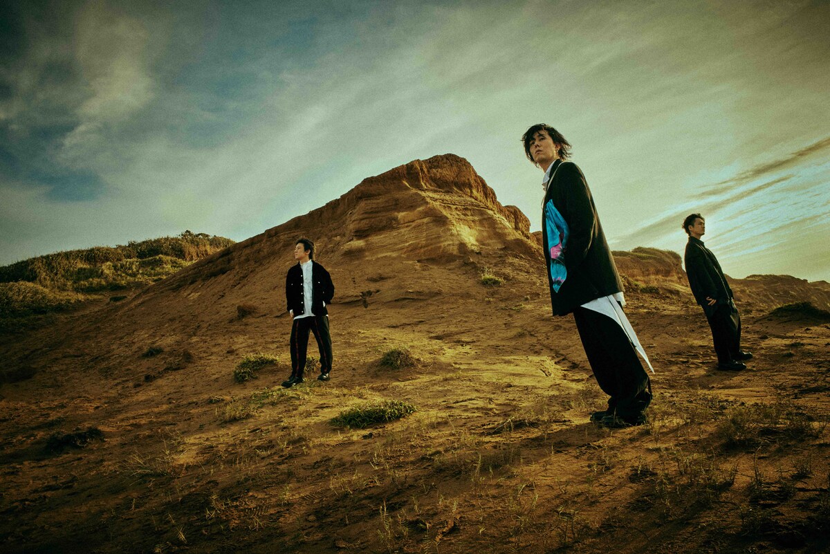 natalie_mu's tweet photo. RADWIMPS桑原彰が脱退
「たくさんの夢みたいな経験をさせてくれて本当にありがとう」
https://t.co/Lope1NgZoP

#RADWIMPS #桑原彰 https://t.co/DRa2xIXky0