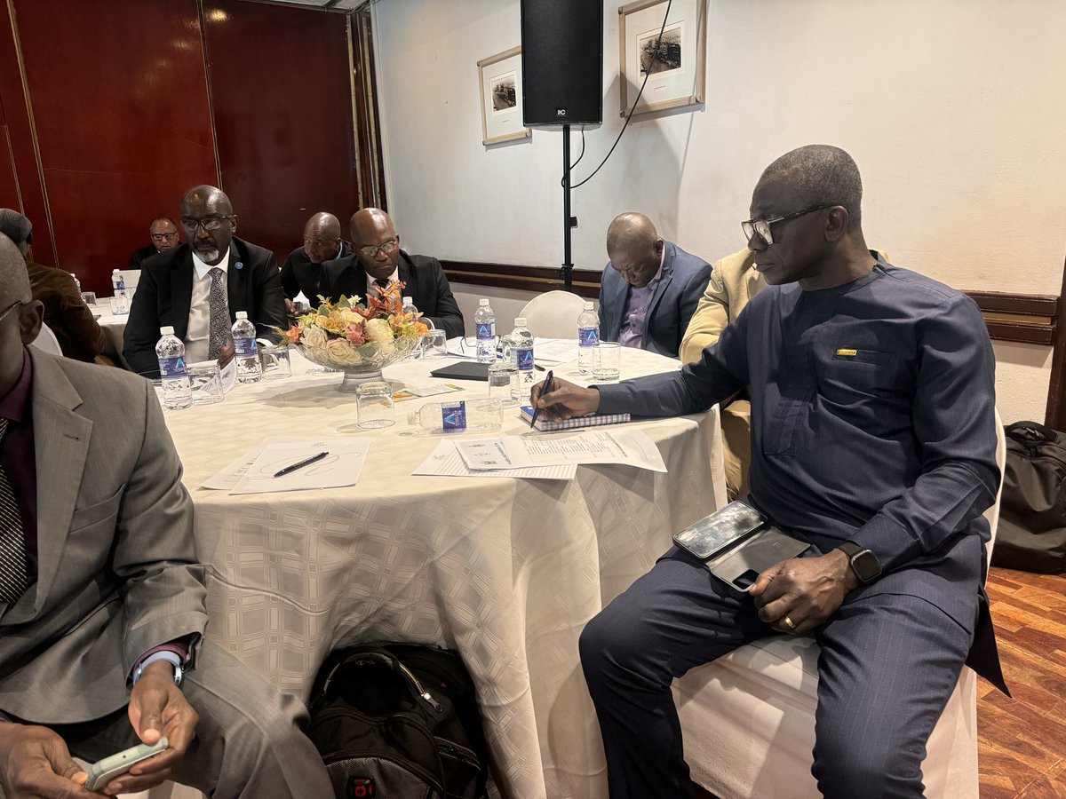 WHO_Zimbabwe's tweet photo. The GoZ🇿🇼 is launching the Health Workforce Strategy (2023-2030), aiming to address critical gaps in the healthcare system &amp; ensure quality healthcare for all. It outlines 5 key areas for strengthening, including planning &amp; financing, training, deployment, retention &amp; monitoring. https://t.co/63tpUpKan6