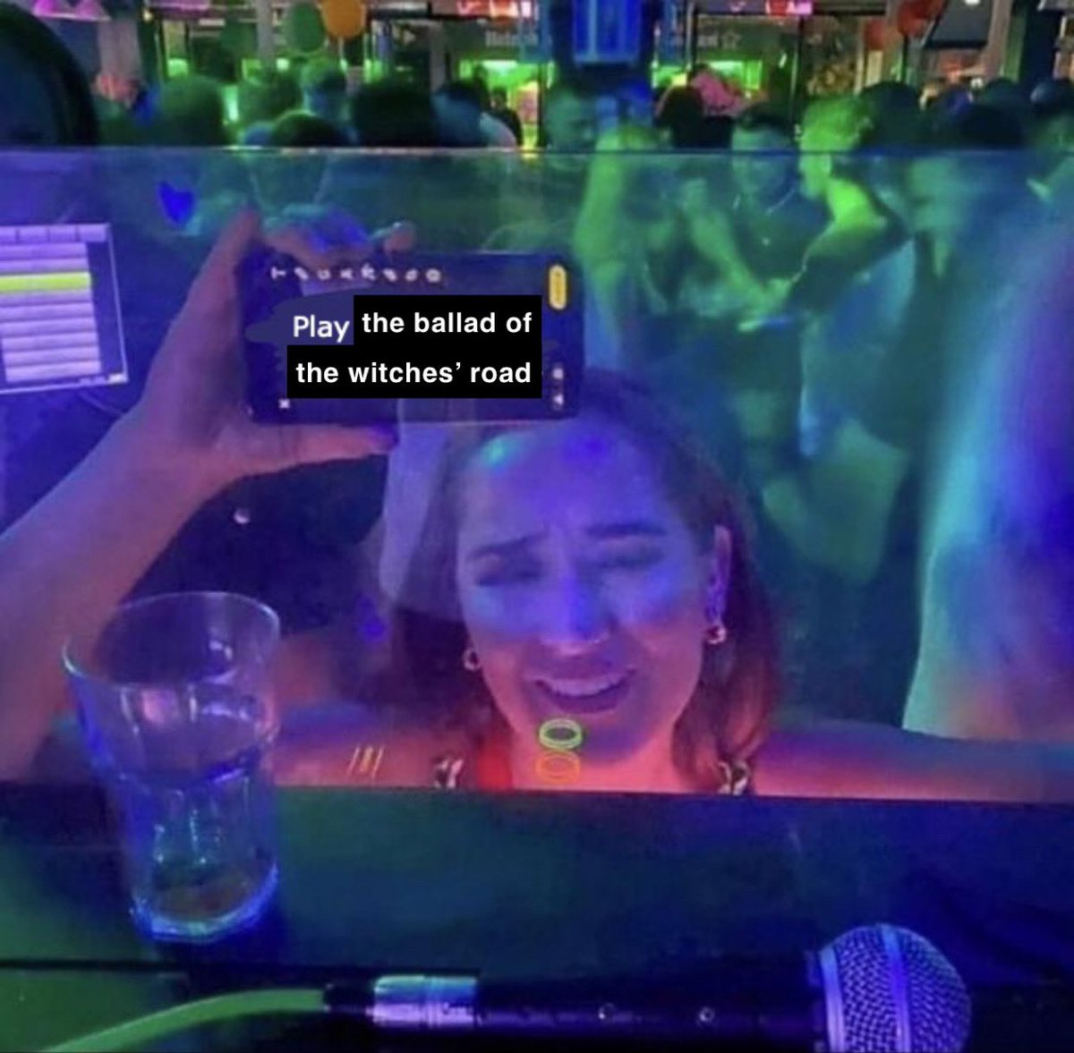 podule94's tweet photo. me at the dj booth at halloween

#AgathaAllAlong https://t.co/7OpmkWlfBf