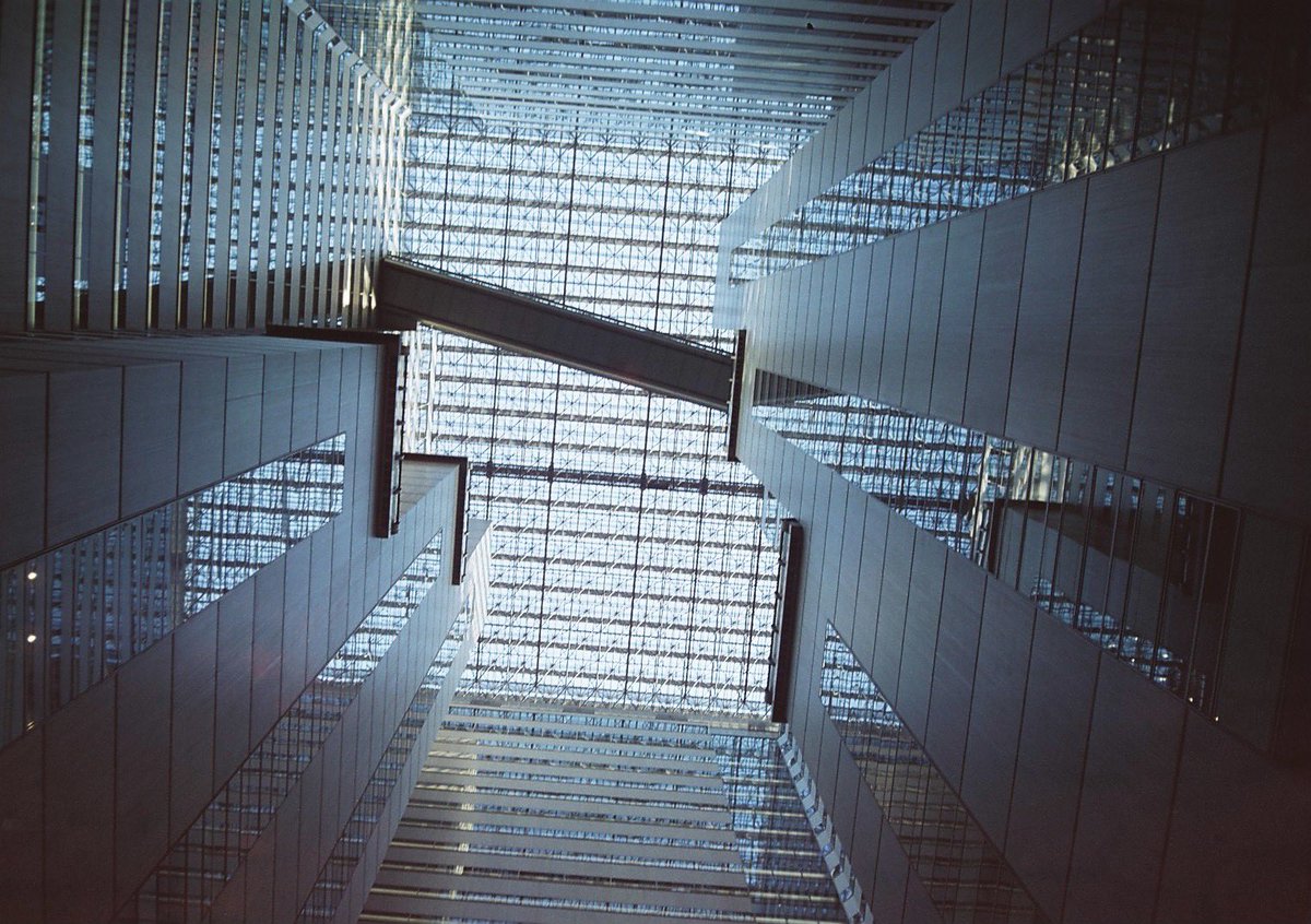 xtd1g9ma2yo4's tweet image. MARIX 100D
#film #カメスズ #MARIX #polar #solaron 
#７枚玉 #shinjuku #tokyo #japan