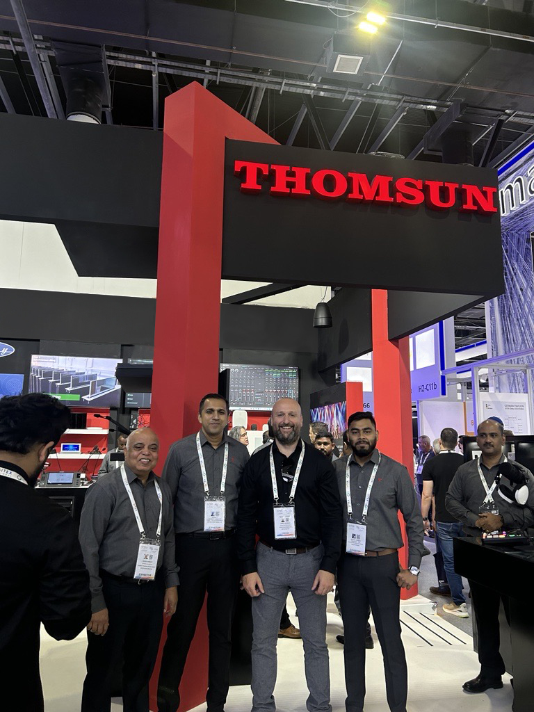 Peavey Commercial Audio tweet media