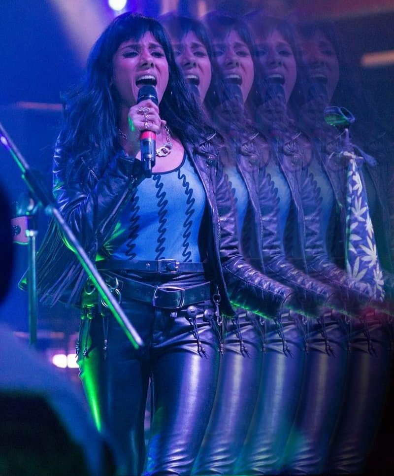 HebroRican's tweet image. @priyapandaxo Just love her vocals, energy and soul. #Diemonds #SheDemons #HellfireHeart