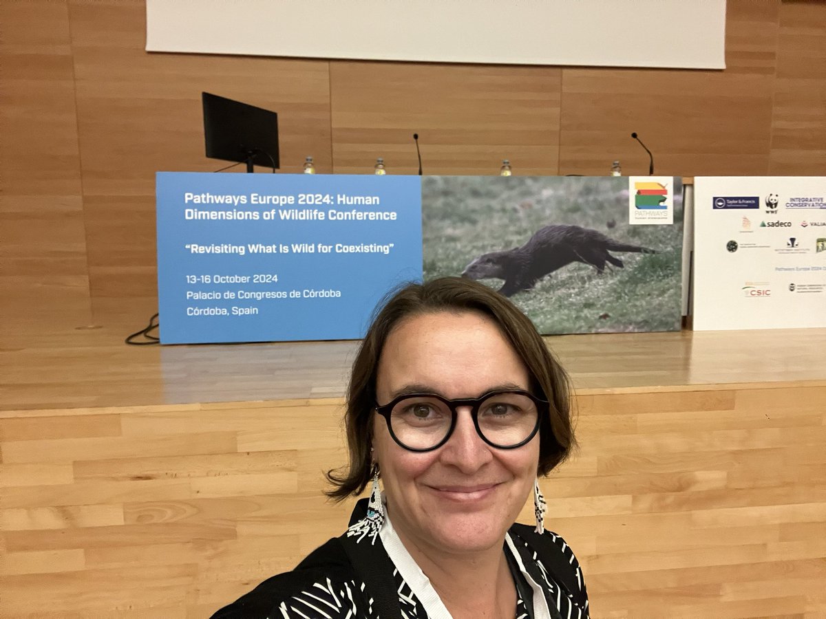zedtweetz's tweet photo. One of the best things about attending #pathways24 was meeting other social scientists working on #humandimensions of #wildlife around the world. Fantastic connections. A privilege to hear reporting on #bear human projects from the U.S., Italy, Spain, and other countries. https://t.co/h1CW6STC5m