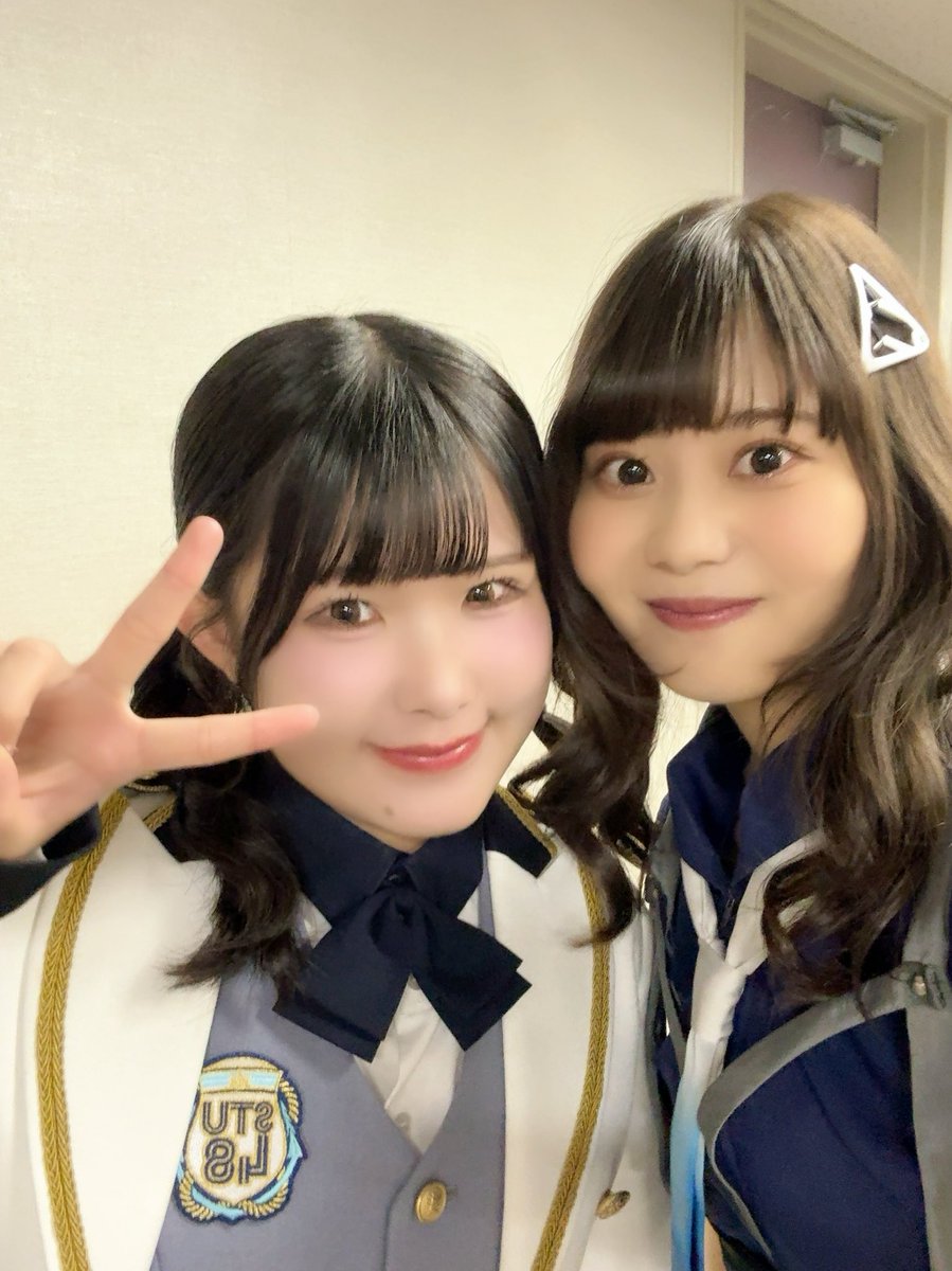 Aira_Iryo's tweet photo. 呉遠征の思い出⸜⚓️⸝‍

STU48の池田裕楽さんとお写真撮っていただきました📸✨

#C2機関 
 #呉鎮守府遠征 
#艦これ
#STU48 https://t.co/VaidzTjR4l