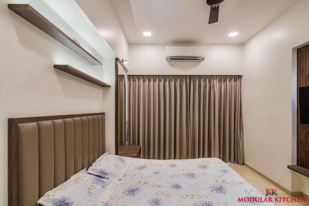 KKModularKitchn's tweet image. Make your bedroom amazing with KK Modular Kitchen’s cool interior designs. Get comfy bedding and lovely decorations that match your style.

Relax in your dream bedroom without any mess.

#BedroomDesign  #DreamBedroom #KKModularKitchen #DreamHome #ModernLiving #KKDesigns