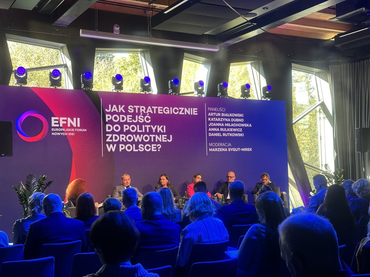 GrzegorzZiemni1's tweet photo. Temat arcyważny, ale brak przedstawicieli @MZ_GOV_PL pokazuje jakim zainteresowaniem cieszy się strategiczne podejście do strategii zdrowotnej w Polsce. Szkoda że debatujemy sami. @RulkiewiczAnna @LUXMEDPL #Bialkowski @MedicoverPL @KDubno @PZPPF1 #Rutkowski @aotmit @EFNI_Poland https://t.co/y6HNX4Lqnt