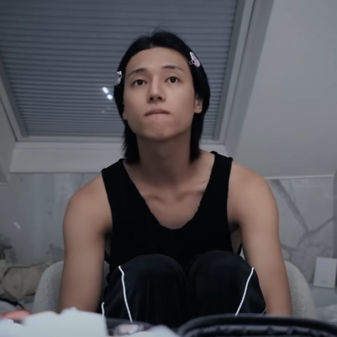 ryangzuxnw's tweet photo. 이게 말이 되냐 https://t.co/GRdBQrP8ev