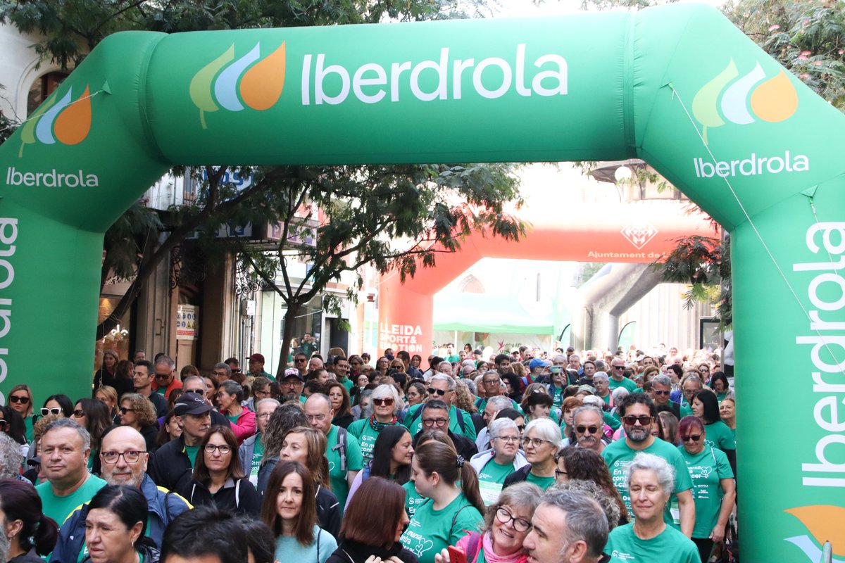OÉOÉ MARKETING (@oeoemarketing) on Twitter photo 🤩 ¿Qué cómo podemos explicar el exitazo del <a href="/Tour_UM/">Tour Universo Mujer</a> de Lleida? 🤩
📸 Pues con 4 imágenes 📸
Gracias <a href="/paerialleida/">Ajuntament de Lleida</a> por acogernos, hemos cerrado el 2024 por todo lo alto 🎊
Y gracias <a href="/deportegob/">CSD</a> <a href="/fundaciondepjov/">Fundación Deporte Joven</a> e <a href="/iberdrola/">Iberdrola</a> por seguir confiando en #OÉOÉ ❤️ 🤩 ¿Qué cómo podemos explicar el exitazo del <a href="/Tour_UM/">Tour Universo Mujer</a> de Lleida? 🤩
📸 Pues con 4 imágenes 📸
Gracias <a href="/paerialleida/">Ajuntament de Lleida</a> por acogernos, hemos cerrado el 2024 por todo lo alto 🎊
Y gracias <a href="/deportegob/">CSD</a> <a href="/fundaciondepjov/">Fundación Deporte Joven</a> e <a href="/iberdrola/">Iberdrola</a> por seguir confiando en #OÉOÉ ❤️