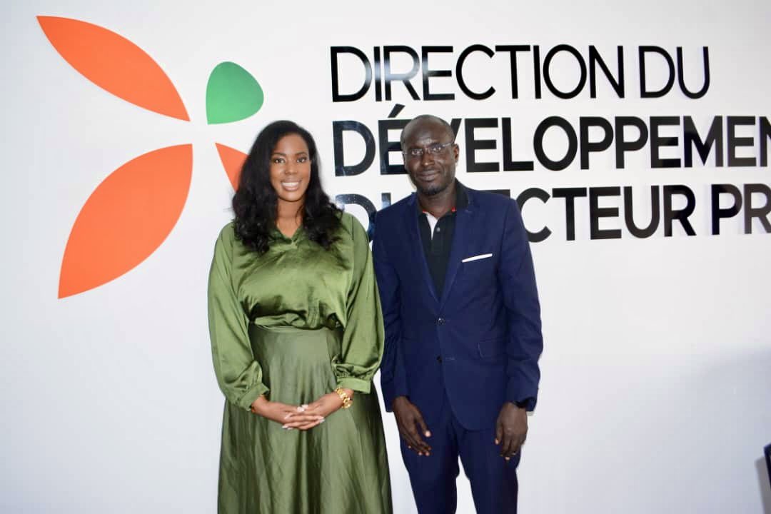 ddspsn's tweet photo. Madame Jouldée Soumaré, Directrice de la DDSP, a rencontré M. Assane Diatta, entrepreneur en Casamance. 

Ils ont discuté de synergies pour soutenir les jeunes et les femmes, ainsi que d'événements comme le forum des PME, visant à renforcer l'écosystème entrepreneurial local. https://t.co/QH9GWra1jI