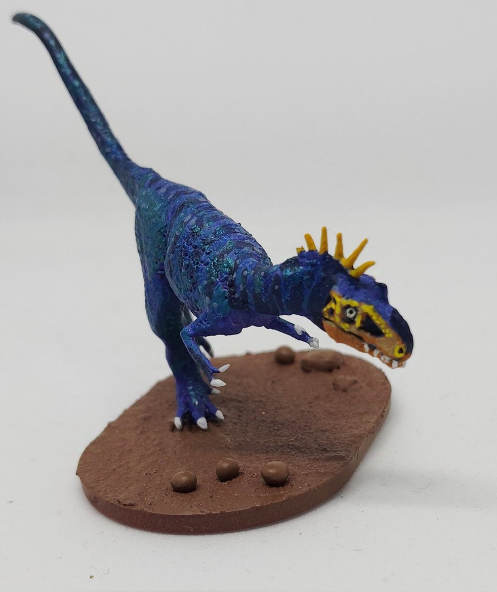 dizzy_SY's tweet photo. ティラノサウルスのなかま、アパラチオサウルス1/100を造りました。アメリカ　アラバマ州産出、カンパニアン中期の（後に出現するティラノサウルス等より）華奢な感じに見える恐竜です。 https://t.co/No1GIkrhW0