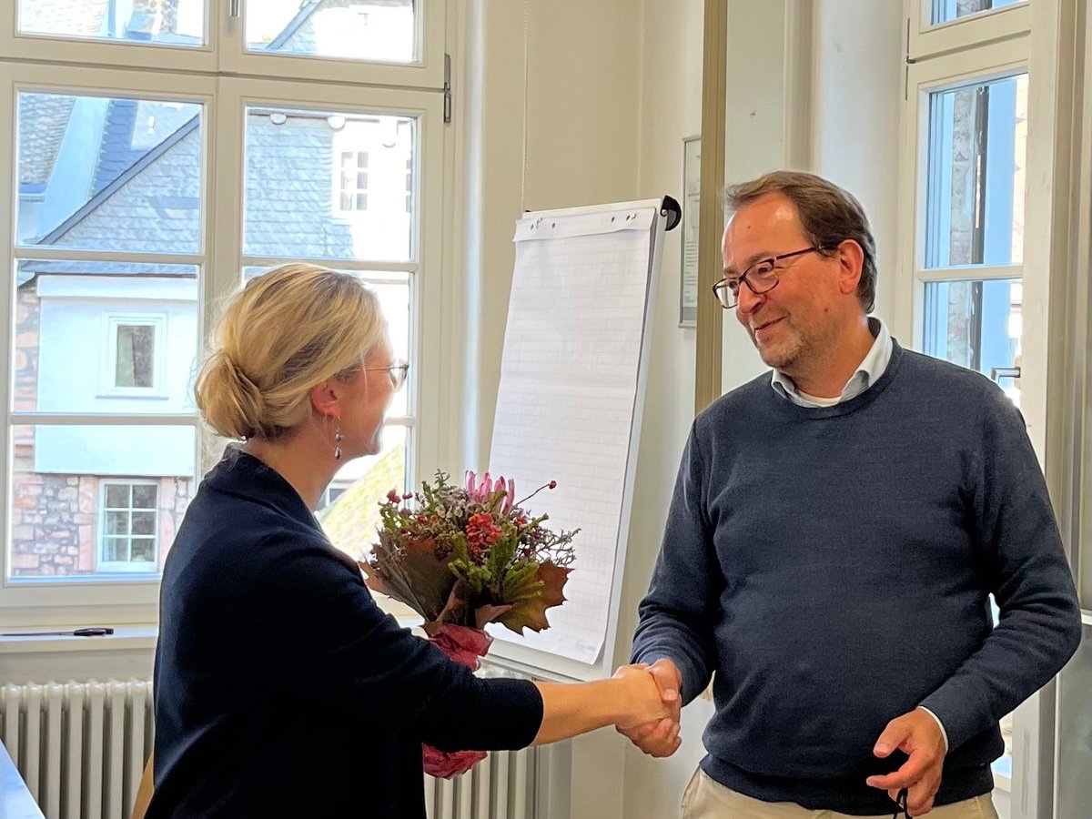 MR_Farzanegan's tweet photo. Center for Near &amp; #MiddleEast  Studies (@cnms_mr) has a new leadership team. Bianca Devos (#Iranian Studies @IranistikMR) and I are excited to support #CNMS for next 2 years &amp; continue its development at @Uni_MR. 🙏 to former director N. Heeßel (@AO_Marburg) for his efforts. https://t.co/JvGOds4WPQ