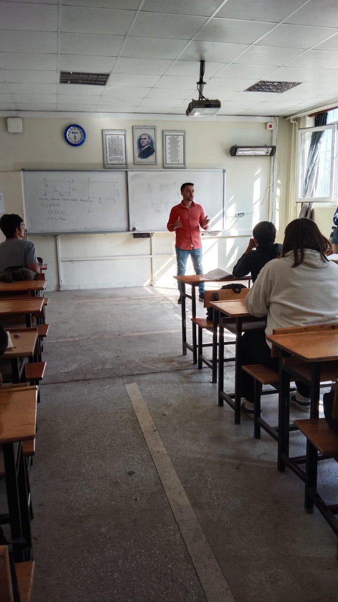 Genç Müsiad üyelerimiz ile Atatürk Mesleki  ve Teknik Anadolu Lisesinde düzenlediğimiz  Kariyer Günleri programımızı gerçekleştirdik.