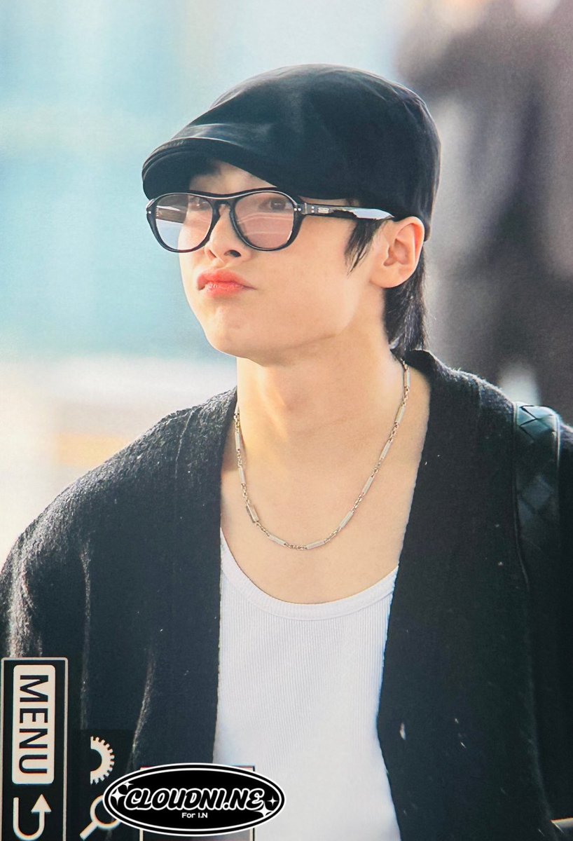 ༄˖°. hyunin.ೃ࿔*:･

this hyunjin                       this jeongin 

#현양 #hyunin #hyunjin #jeongin