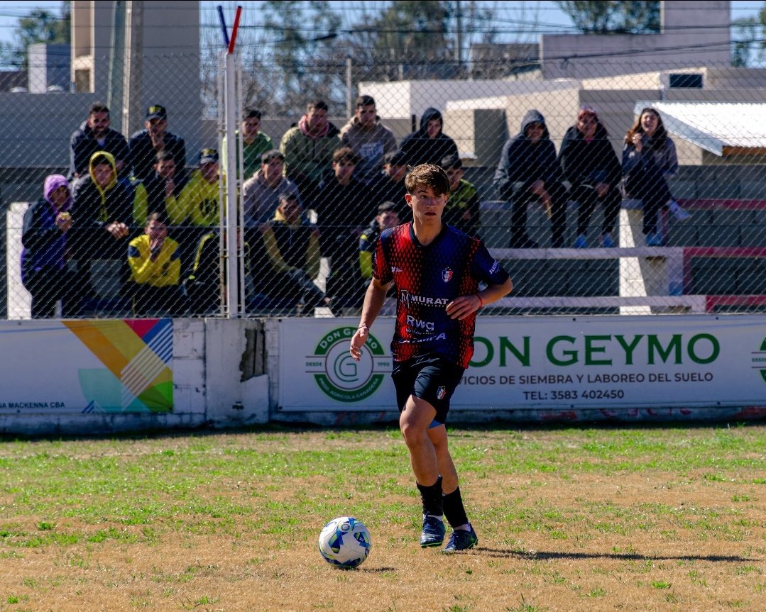 seguí poniéndole las mismas ganas y corazón como lo haces siempre.
merecidisimo 🫶🏻⚽️
te amo 💘