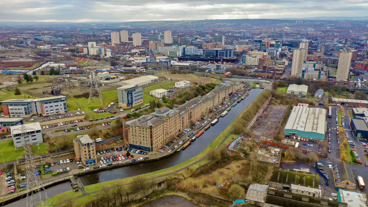 EyeintheskyGla's tweet photo. New Brownfield development plans for Scottish Opera HQ with new student purpose built accommodation at Rotterdam Wharf #glasgow #scottishopera #students #accomodation #brownfield #newbuild #canal #studio #regeneration #integrated #pbsa https://t.co/uK5ioQxrbg
