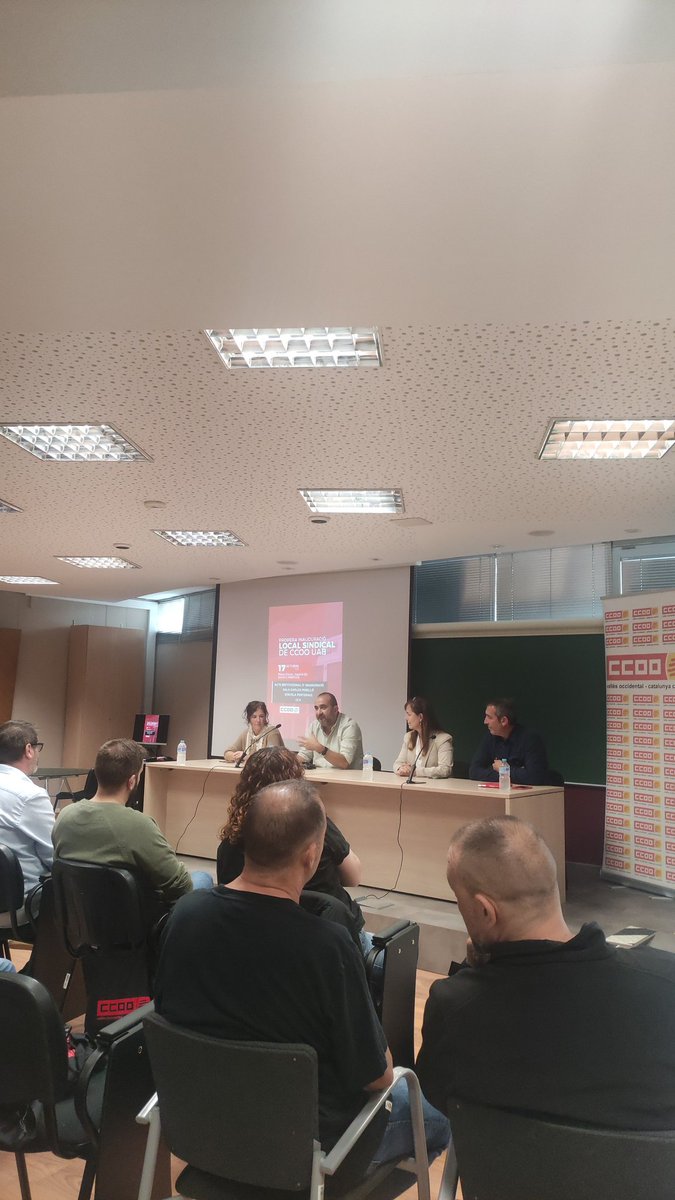 Avui inaugurem el local de ccoo a <a href="/UABBarcelona/">Universitat Autònoma de Barcelona</a> La feina de <a href="/ccoocatalunya/">CCOO de Catalunya</a> <a href="/ccoo_vocc_catc/">CCOO del Vallès Occidental i la Catalunya Central</a> i de <a href="/ccoouab/">CCOO UAB</a> al servei de la gent treballadora del país. Falta perspectiva per ser conscients del que aquest fet suposa... organització al servei d la classe treballadora al cor de la uab