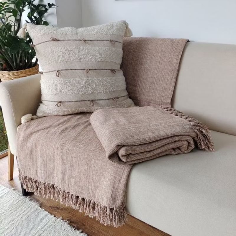 Rafaelasd's tweet photo. Dê uma olhada em Manta para Sofá Protetora Decoração Gigante Algodão por R$27,80 - R$38,30. Compre na Shopee agora! https://t.co/TiWyRSiKZb https://t.co/hMpzT4CvoO