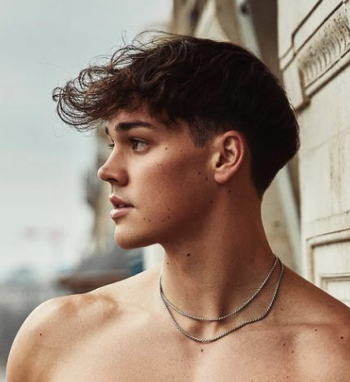 Dexerto's tweet image. TikTok's algorithm promotes "beautiful" people and actively reduces visibility of less attractive users, leaked internal documents show