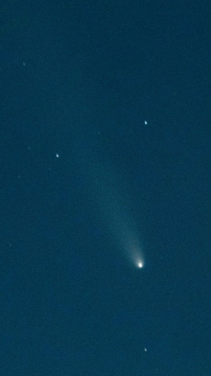 ljuank's tweet photo. El cometa C/2023 A3 (Tsuchinshan-ATLAS) fotografiat Dimecres 16/10/2024 des de #llerona @infovalles_votv @VOrientalTv @espaipuntcat @TomasMolinaB @Josep_Trigo @SoniaPapell @alcantara_alb @MeteoMauri @estelsiplanetes @eltempsTV3 @FronteraSpacial @esa_es https://t.co/dswaBZkdWb