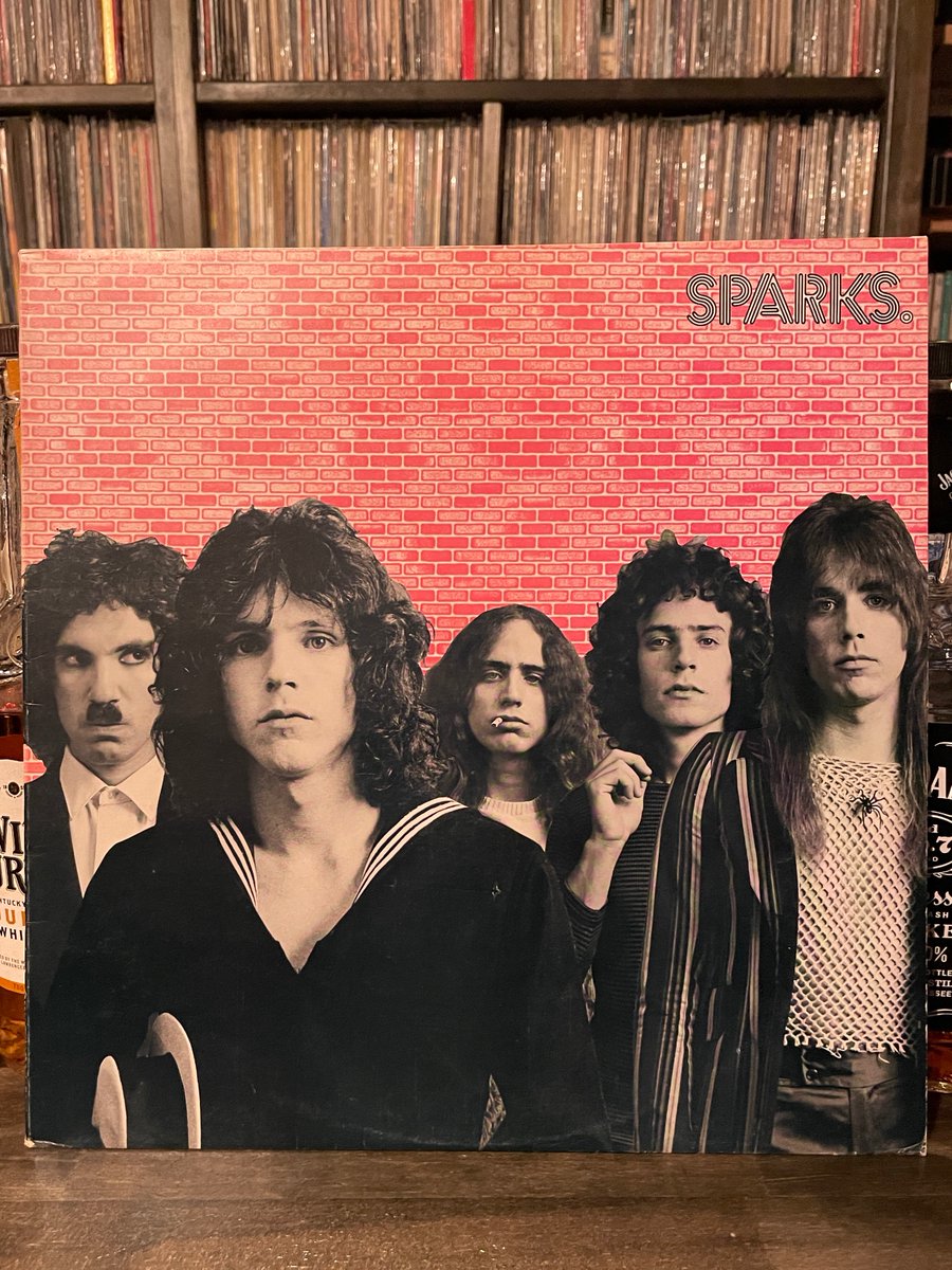 MILEHIGHCLUB202's tweet photo. ほなLPいこか
SPARKS / SPARKS [’74(’72) Bearsville --- K 45511]
#sparks #halfnelson #RonMael #RussellMael #HarleyFeinstein #JimMankey #EarleMankey #ToddRundgren #listeningbar #vinylbar #musicbar #レコードバー #mhc17102024
https://t.co/6dH4ugIvQK https://t.co/OjMcmHPE4C