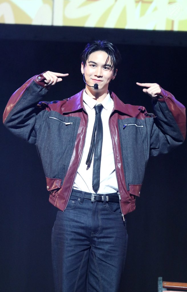 Missing Me? <a href="/satangktp/">Satang</a> <a href="/winny_thanawin/">วินนี่มาแล้วววคับบบ</a> 

WS x WeAreFanconJP D1  #WeAreForeverinJapanD1 #satangks
#winynny #วินนี่สตางค์