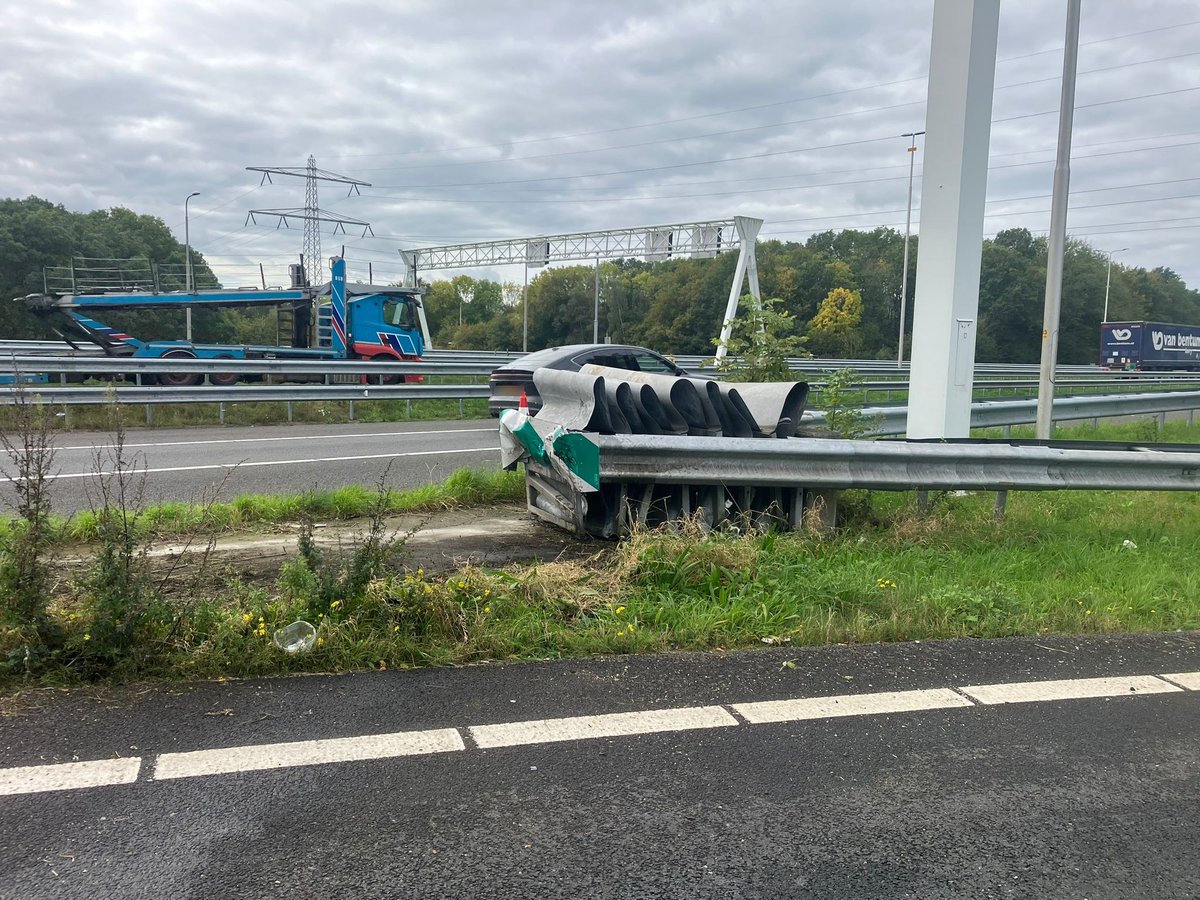 Ongeval op knooppunt Kerensheide; wegen afgesloten