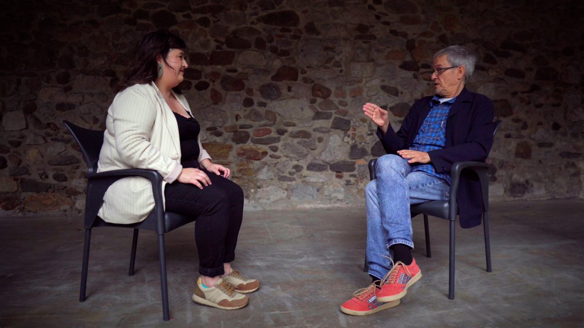 Hitzetik Hortzera,  mugaz gaindi: Pako Aristik Uztapide eta Xalbadorren arteko bertso bideaz hitz egingo du, Mirari Martiarenak elkarrizketatuta. Urepele eta Urruñako bertsoak izango dira.  labur.eus/0fk2o