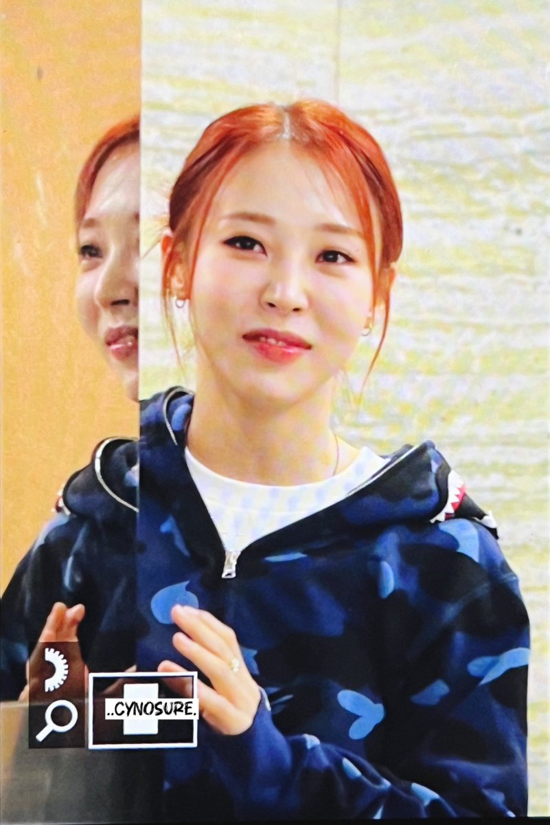 Cynosure0619's tweet photo. 241017 출근 프리뷰

#마마무 #문별 
#Mamamoo #Moonbyul https://t.co/J9pL8msgKy