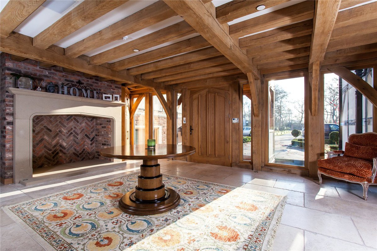 JSAlderleyEdge's tweet image. #NetherAlderley #Cheshire

Nestled in around 13.65 acres of private gardens in a sought-after location, #HansonHall is a bespoke Tudor-style #mansion constructed to the highest specification. Guide price £7,950,000.

jackson-stops.co.uk/properties/200…

#jacksonstops #countryhouse #property