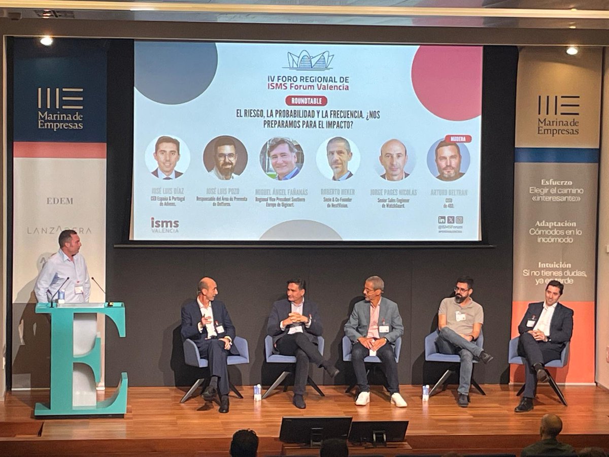 ISMSForum's tweet photo. "El riesgo, la probabilidad y la frecuencia. ¿Nos preparamos para el impacto?" es el nombre de esta la mesa redonda.
Destacan que "los ciberdelincuentes se adaptan a la nueva realidad y nosotros debemos hacer lo mismo, anticipándonos a sus movimientos" 
#FOROVALENCIA4 https://t.co/1GJe0SkQu6