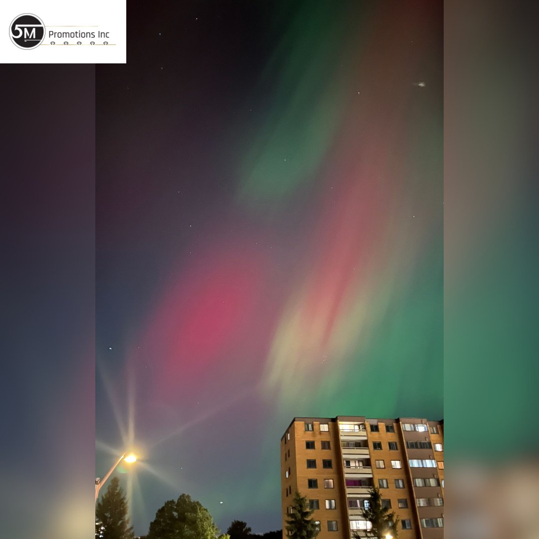 5mPromotions's tweet photo. Our representatives got a special treat Thursday night, while visiting clients. 🌌

Unmatched beauty 🤩

.

#aurora #trending #nightsky https://t.co/vddiVcJL50