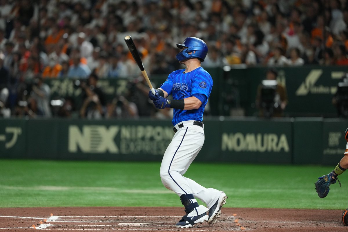 確信歩き #オースティン 選手 #東京ドーム #JERAクライマックスセ