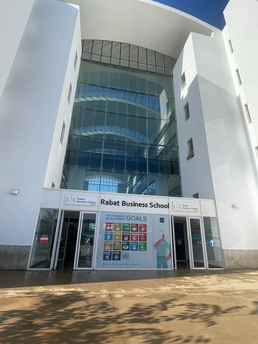 MedDialogue_'s tweet photo. On today’s agenda:
🌍 Conference on Irregular Migration in Morocco
💡 Check out some photos from the first panel! #MigrationConference #Morocco2024  @RBS_UIR https://t.co/jKk0wsBdEQ