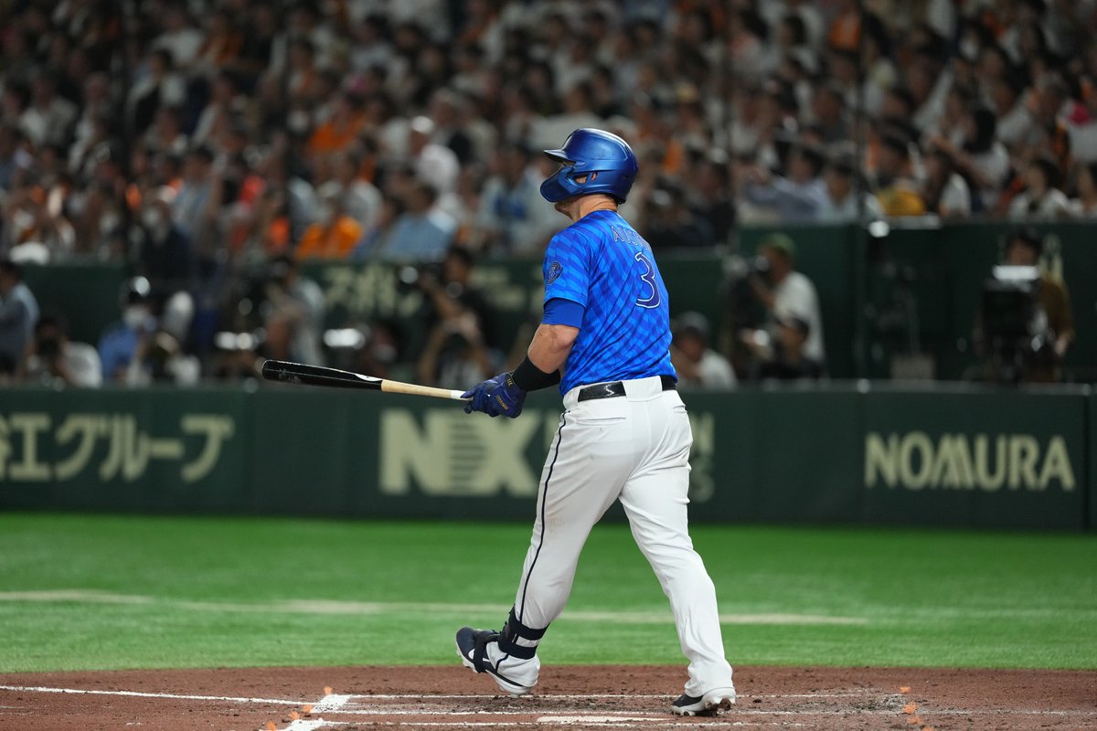 確信歩き #オースティン 選手 #東京ドーム #JERAクライマックスセ